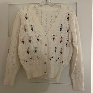 Crème color sweater